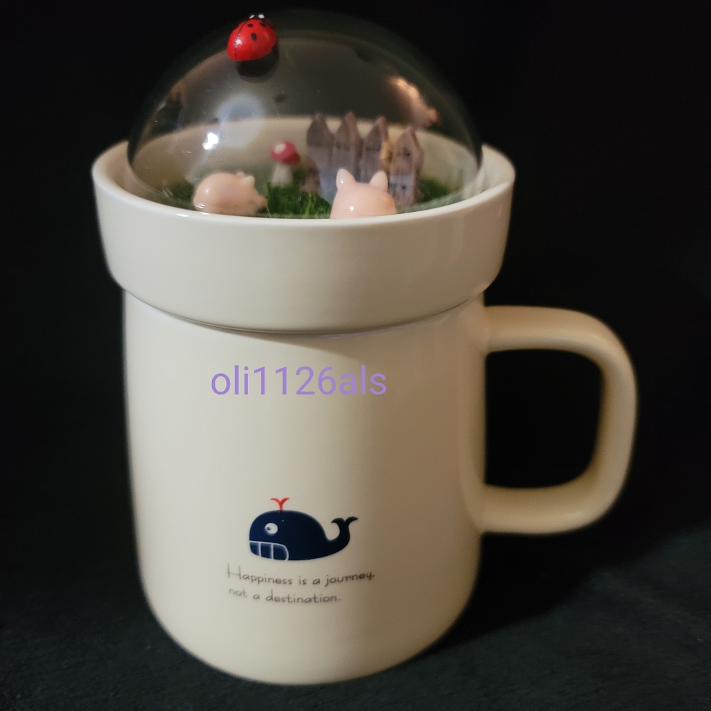 Pigs Terrarium Ceramic Beige Mug With Dome Lid